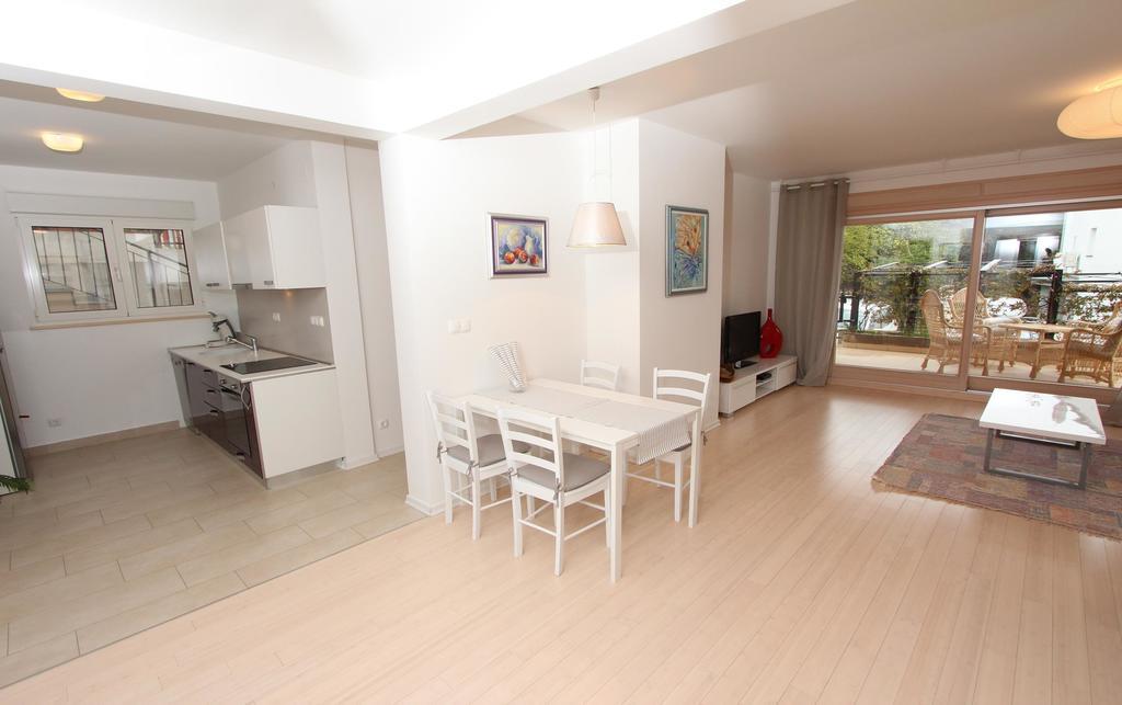 Apartments Makado Rovigno Esterno foto